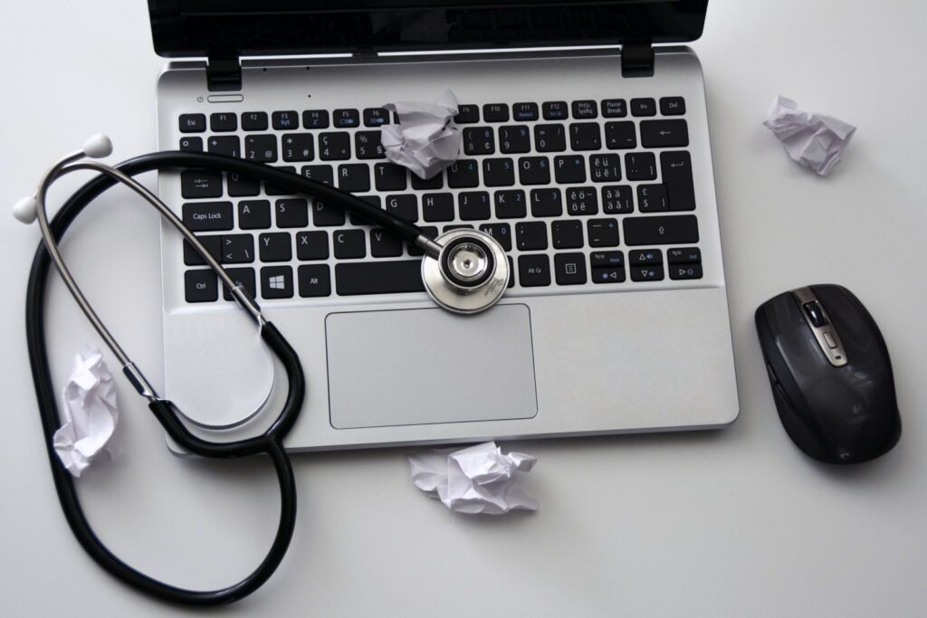 Learn the many benefits that a paperless healthcare office has for patients.